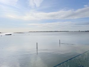 James House- click for photo gallery